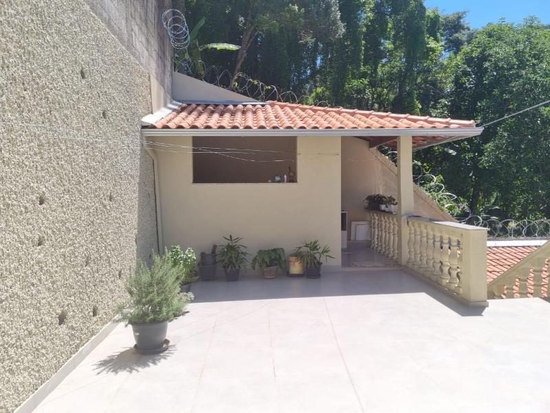 Excelente Casa No Bairro De Lourdes!!